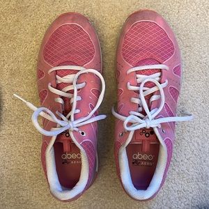 Pink Abeo running shoes size 9